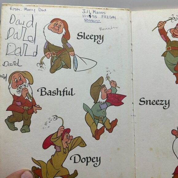 Walt Disneys Snow White & The Seven Dwarfs Hardcover Book Random House 1973 - Picture 3 of 6